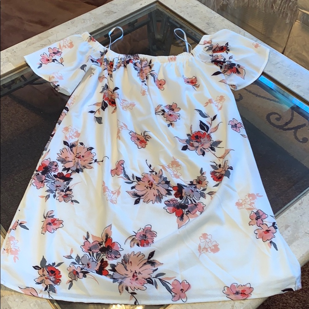 Off the shoulder top dress Large lined